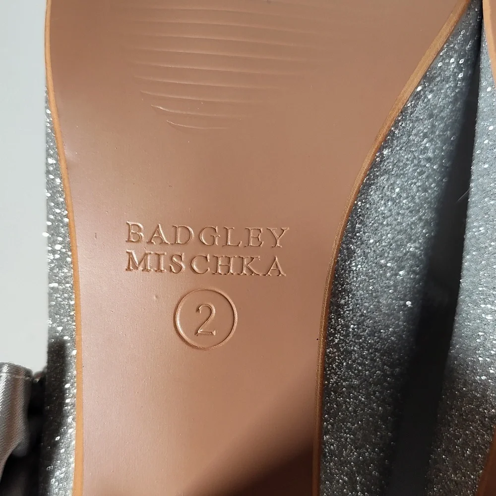 Badgley Mischka Girls‎ Glitter Block Heel Dress Shoes 2